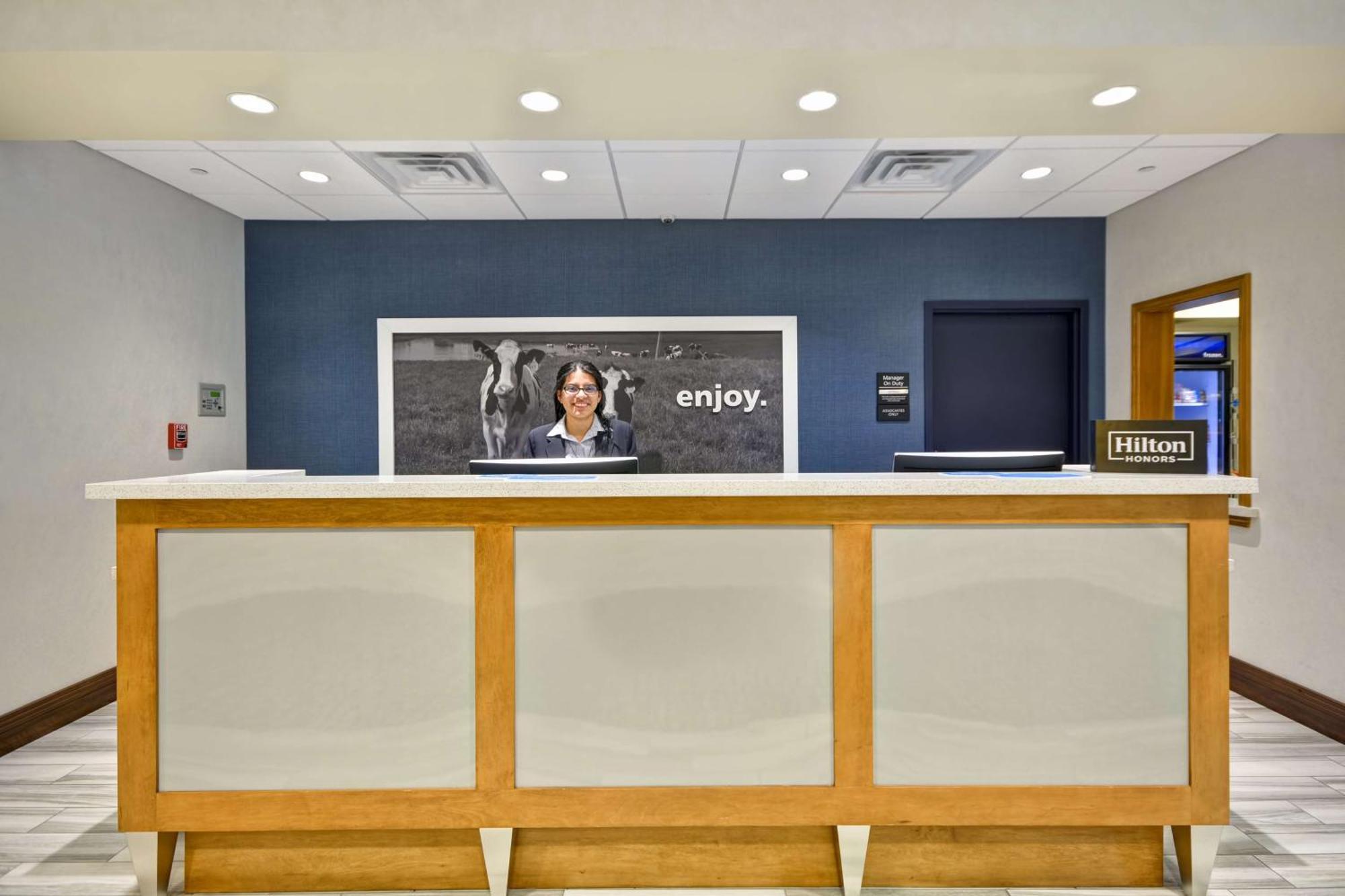 Hampton Inn & Suites Dallas/Plano-East Buitenkant foto