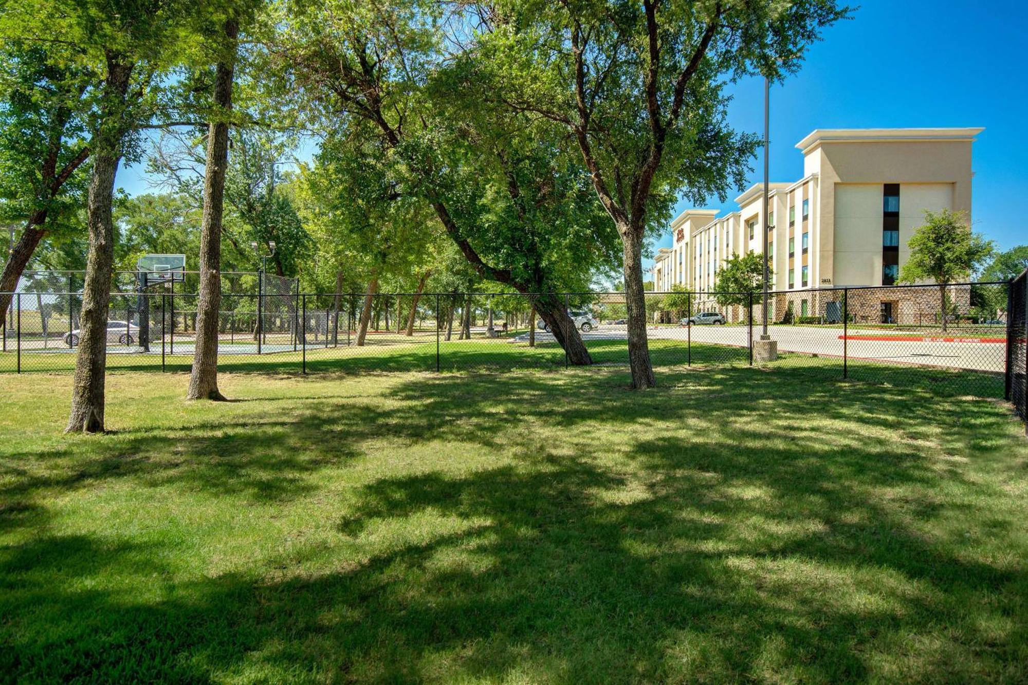 Hampton Inn & Suites Dallas/Plano-East Buitenkant foto